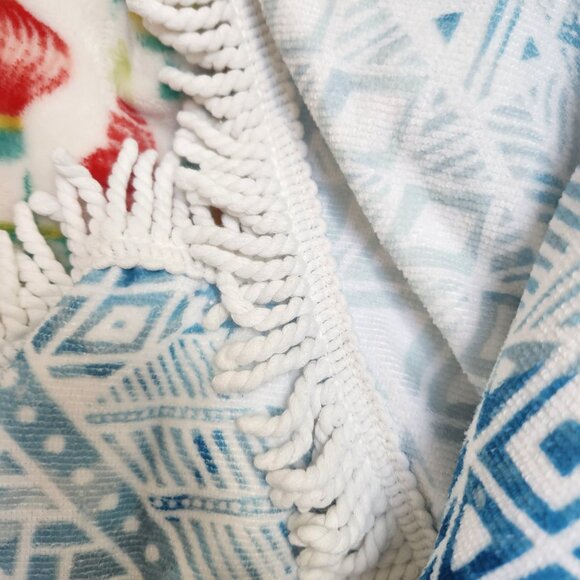 DSW Brand New Beach blanket - color blue - Picture 4 of 4